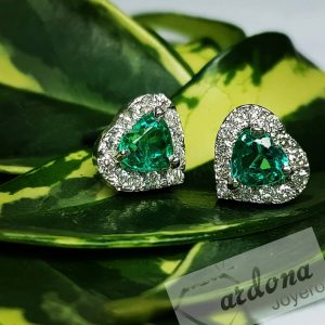 Topos oro blanco 18 K ESMERALDA corazon con diamante natural - hover