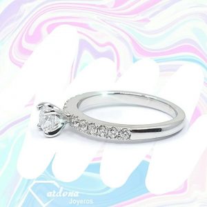 ANILLO DE COMPROMISO ORO BLANCO 18 K CON CIRCON SUIZO - hover