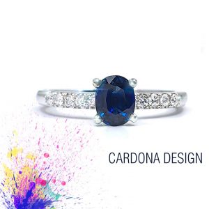 ANILLO ORO BLANCO 18 K CON ZAFIRO NATURAL TALLA OVALADA 0,72 CT PESO TOTAL APROX ADORNADO CON DIAMANTE  0,12 CT PESO TOTAL APROX - hover
