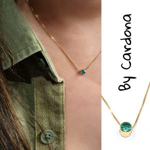 CADENA Y DIJE ORO AMARILLO 18 K CON ESMERALDA NATURAL TALLA REDONDA 0,15 ct - hover