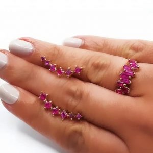 Argolla oro rosa 18 k con rubi natural talla baguett - hover