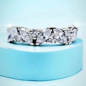 Argolla diamantes marqueses y redondo - hover